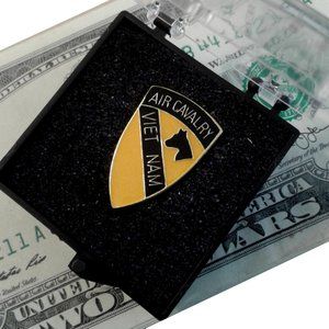 Air Cavalry -Vietnam Lapel Pin